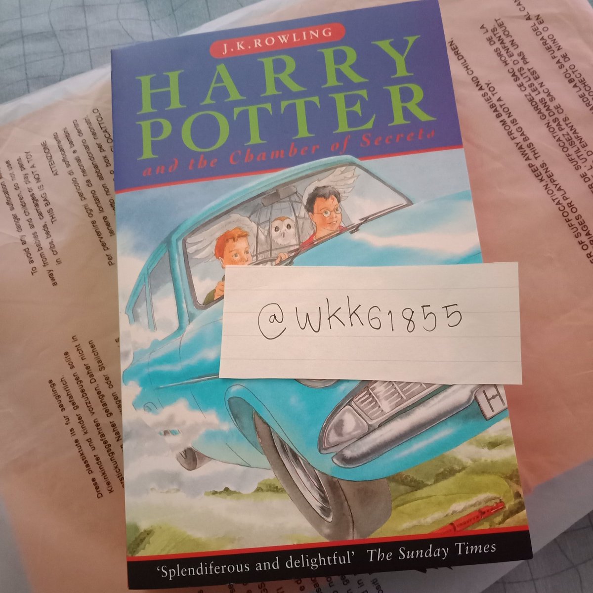 harry potter and the chamber of secrets สภาพดีมาก มีตำหนิที่สันนิดหน่อย ดูรูปเพิ่มเติมได้นะคะ
200 .-
reg 30/ems50
#หนังสือมือสอง #หนังสือมือสองสภาพดี #หนังสือมือสองสภาพดีราคาถูก #หนังสือนิยายมือสอง #หนังสือมือ2 #หนังสือแฮร์รี่พอตเตอร์ #แฮร์รี่พอตเตอร์ https://t.co/YOLHYDpUx9
