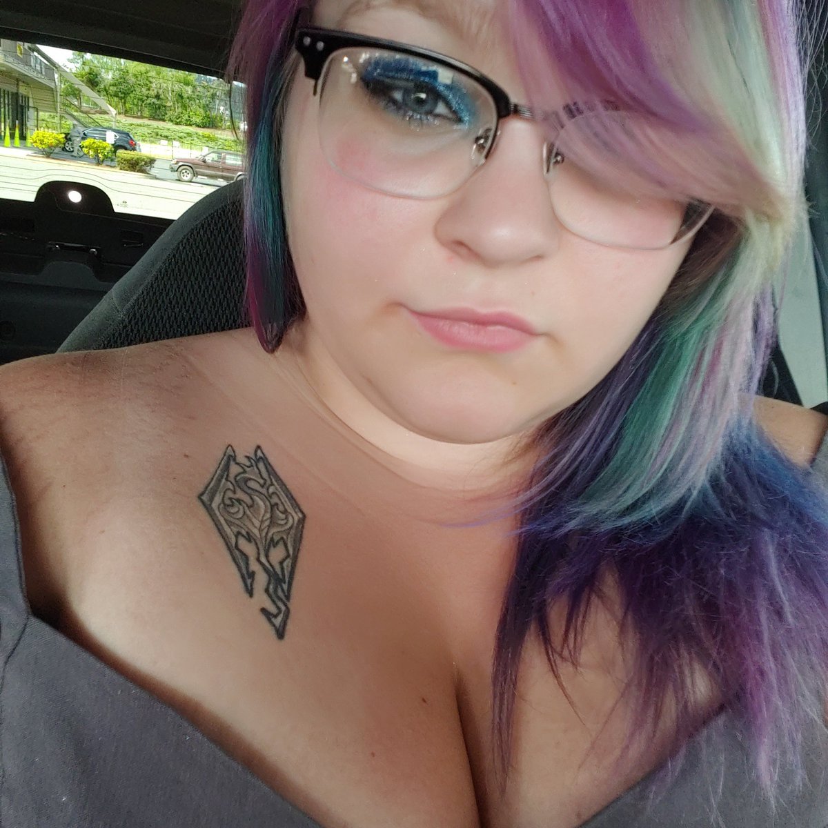 KyahLovesWLER's tweet photo. 🤷im a catfish https://t.co/ZX7ZowTeBV