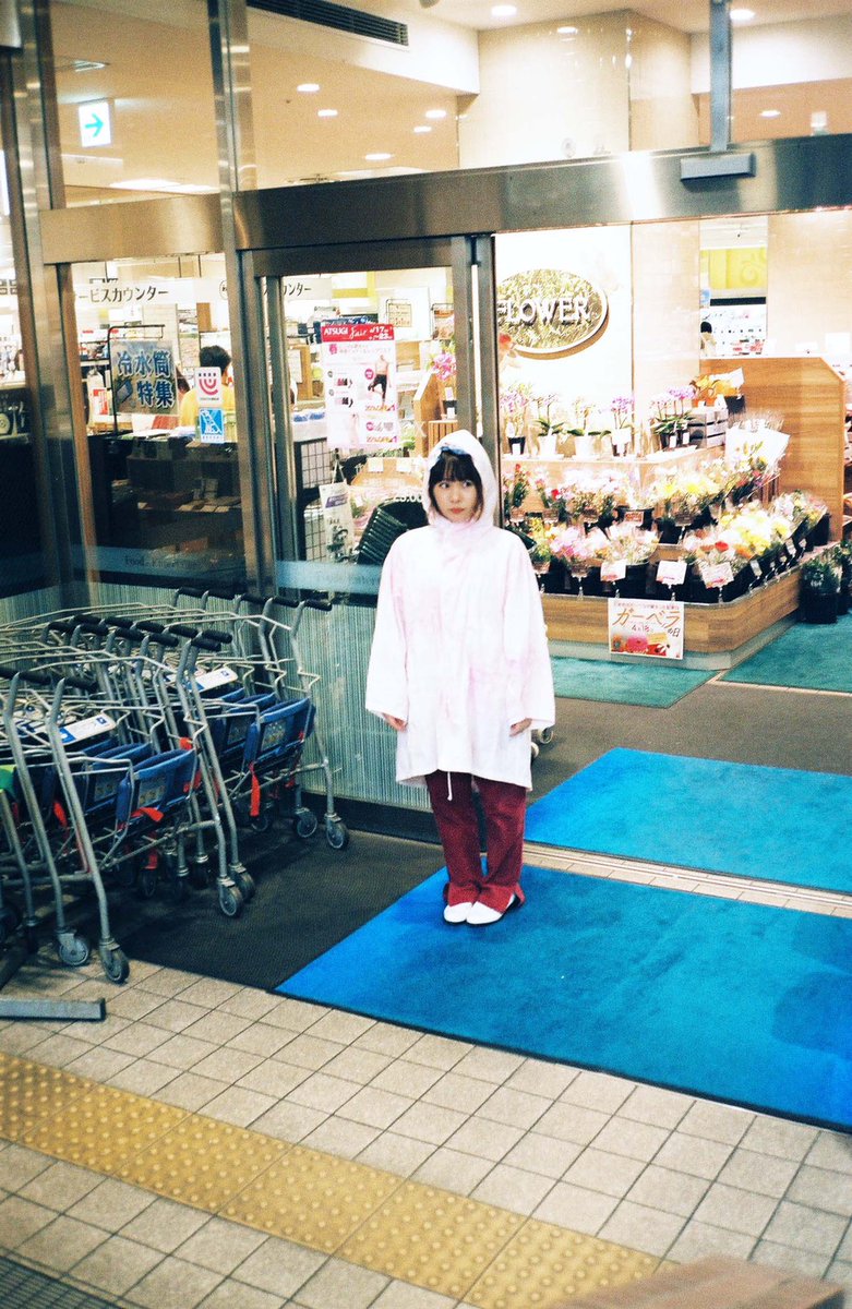 meetthehopes's tweet photo. 📺今夜BASEMENTBARより生放送🎥
🎊BYE CHOOSE3周年のお祝い🎉
ミートザホープス with ℃-want you!は21:00頃から!
視聴はこちらからどうぞ↓↓
https://t.co/DKMqVnBbEm
#MTH6
#Withしおんちゅ
#一緒に飲むならバイチューズ
#楽しいナァー
#Qumome
#クモミー https://t.co/URd2jAZhG7