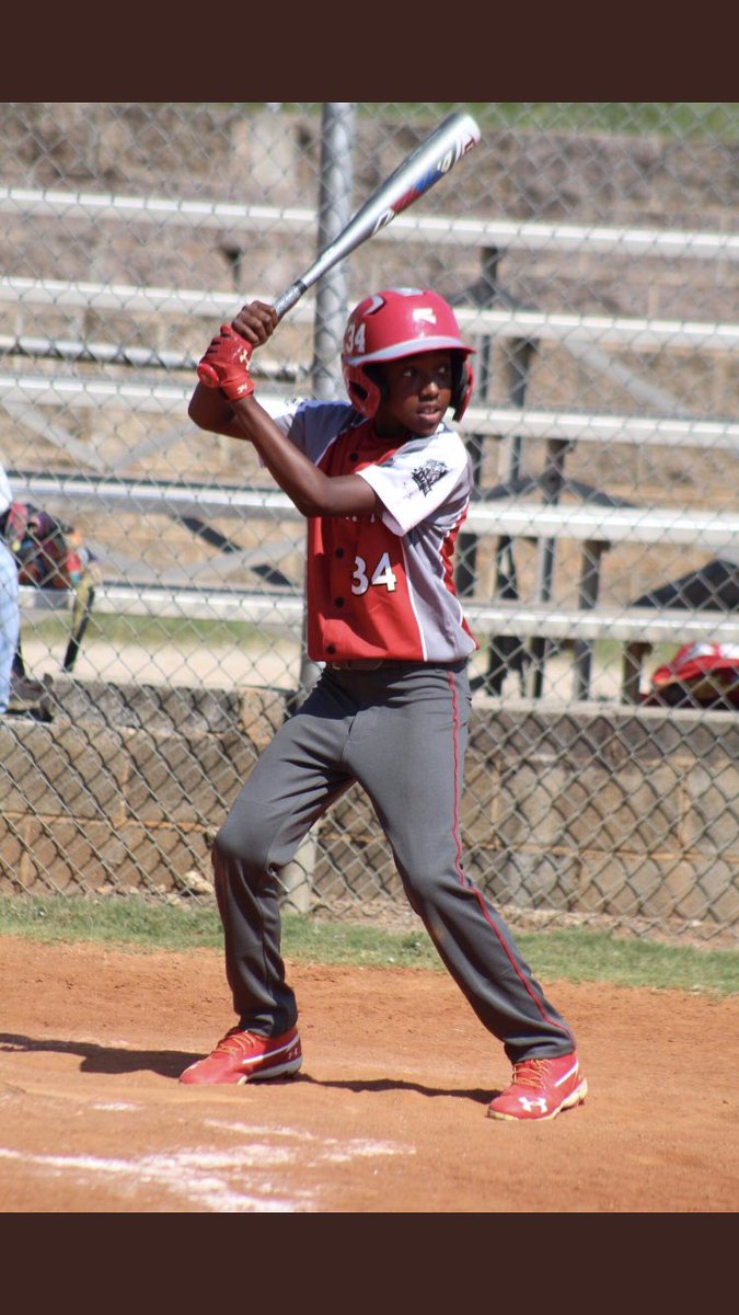 andrea_guilford's tweet photo. June 20/09 my lil baby brother was born.he my ride or die forever. so today he turns 11 so everybody wish him a happy birthday๐ฅณโค๏ธ@adrian_guilford happy birthday lil bro enjoy your day as Iโm off playing softball and staying on my grind to get better and make it for the family๐ https://t.co/pgUPlq0xUM