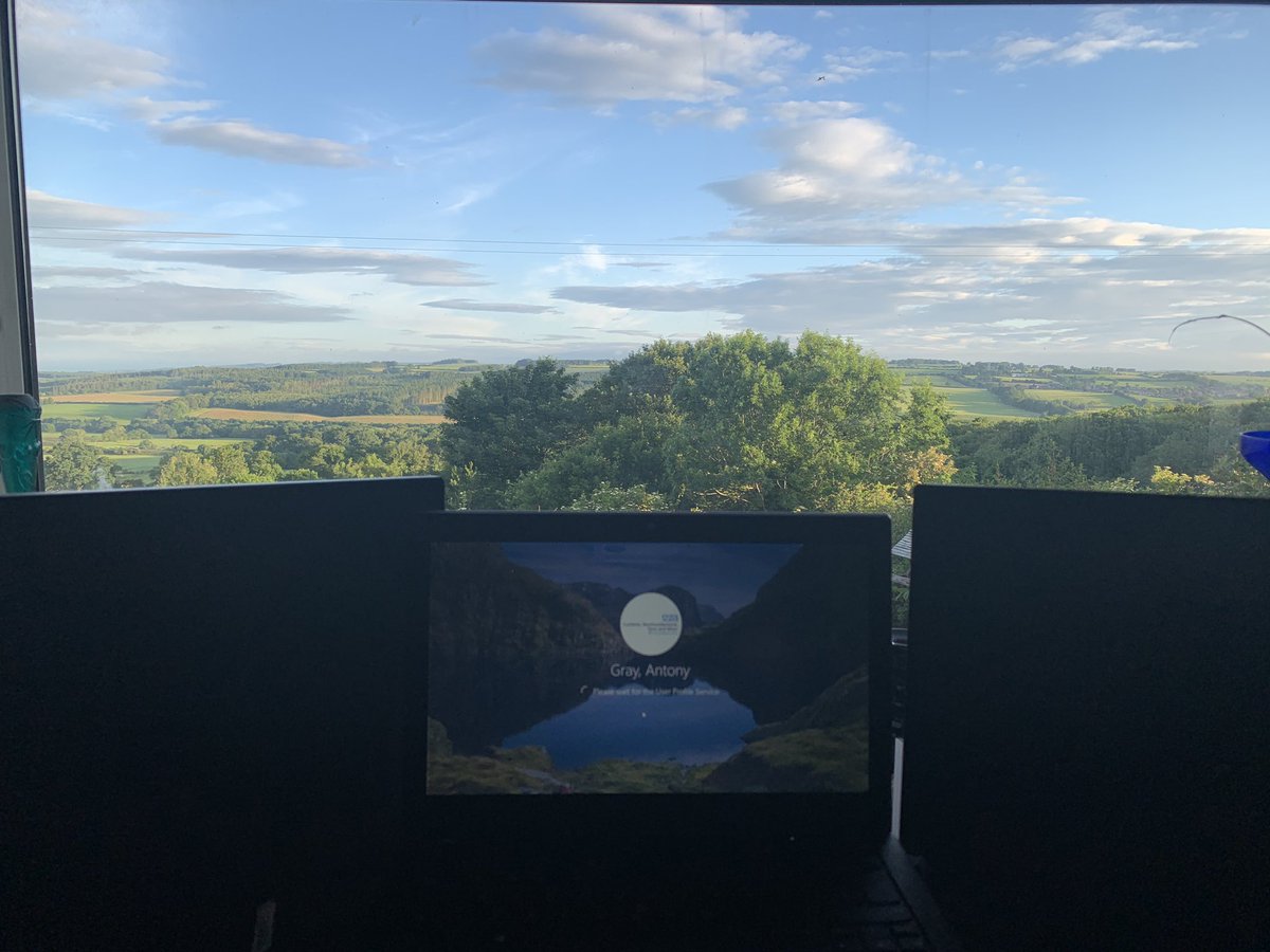 GoofyOnTour's tweet photo. #GoodMorningWorld not a bad start to the day, might as well do something productive. #tynevalley https://t.co/V0FL69a1lH