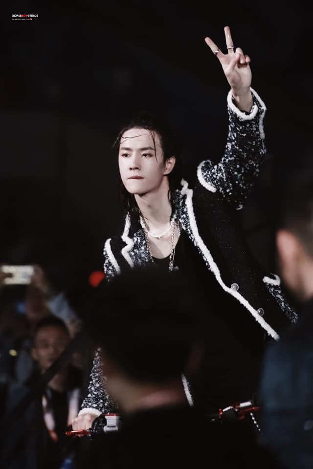 Yibo gorgeous 