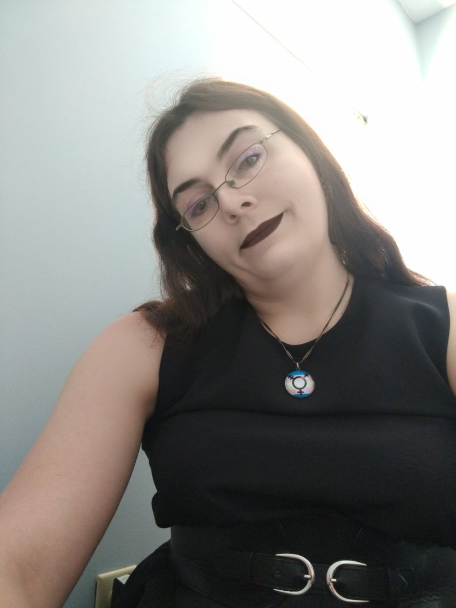 weaponxtra's tweet photo. So I have no clue where my wife, @setarelven is and she's been missing all day, all I know is she apparently went to #RealCompassion near #Insite around 1pm and I haven't seen or heard from her since, nor has anyone else.
Anyone in #Vancouver seen this woman? https://t.co/HPlMsI3I14