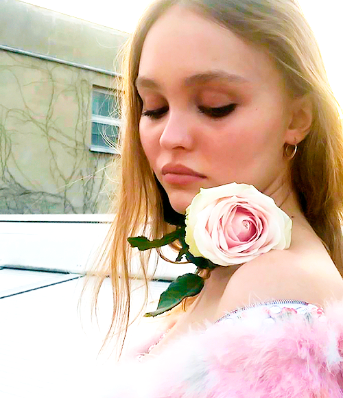 lilforclearskin's tweet photo. 🌺 https://t.co/e5oPpKHSgJ