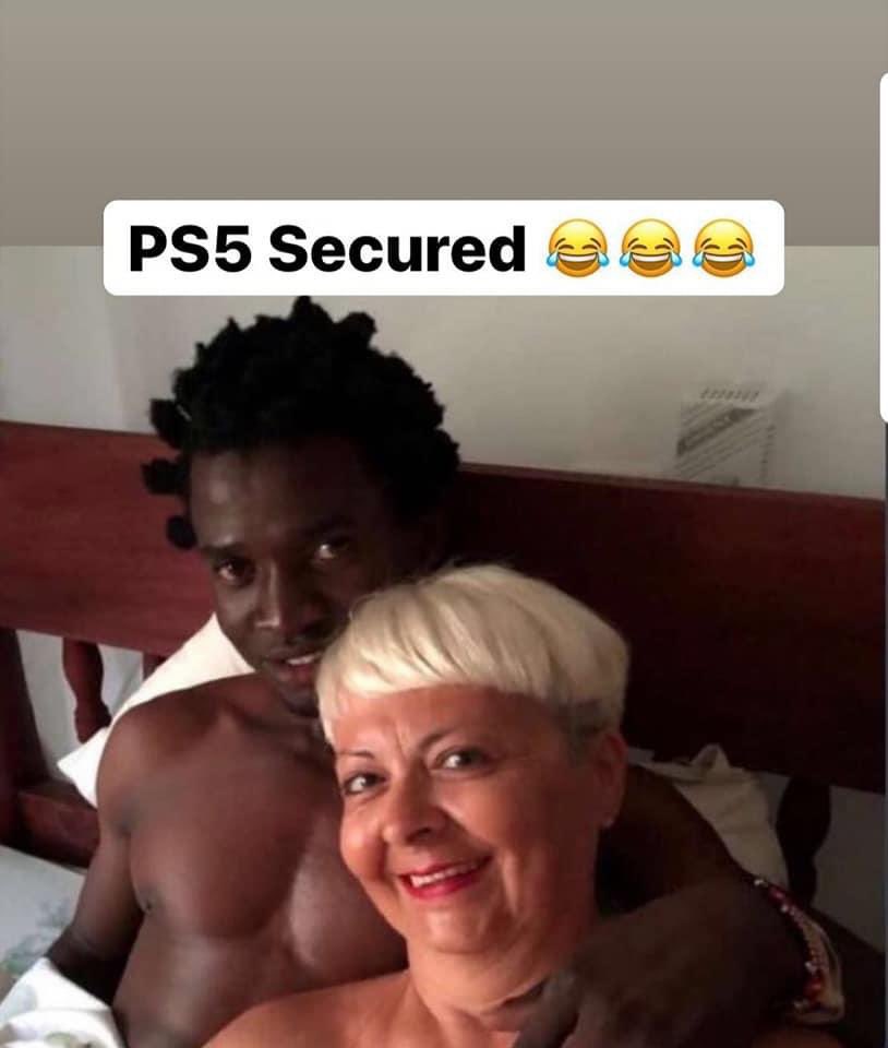 Ea7lPWfWsAERQg3?format=jpg&name=medium