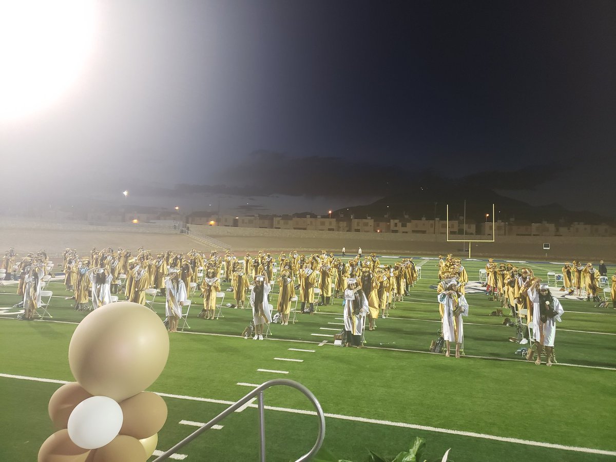 cynsationalcynd's tweet photo. AHS Class of 2020 GraduationπΎππΎ So proud of my Panthers ππ€ It was a beautiful ceremony for my deserving Panthersπππ Thank you to all that helped to make it a Clawsome and Golden nightπ€πΎ #ahspanthers #ahsclassof2020 #IamEPISD https://t.co/7QxQ3Fqy5A