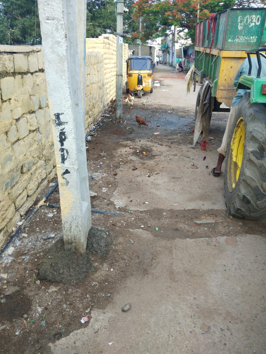 Ward30Tandur's tweet photo. నేడు వార్డ్ నెంబర్ 30 లో ఉన్న చెత్త కుండి ని పరిశుభ్రం చేయించిన వార్డ్ కౌన్సిలర్ మేరాజ్ బేగం.
మున్సిపల్ చైర్ పర్సన్ మరియు వైస్ చైర్ పర్సన్ అలాగే మున్సిపల్ అధికారులకు మరియు మునిసిపల్ వర్కర్లకు కృతజ్ఞతలు తెలిపారు. @DrRanjithReddy @PilotRohith
@swapna_parimal @DeepaNarsimulu https://t.co/hHiKpQeZNO