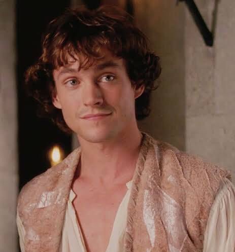 OMG I M LATE AF BUT HAPPY BIRTHDAY TO HUGH DANCY<3 