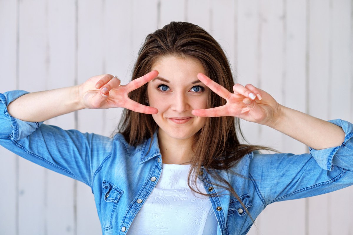 FlourMeWithLove's tweet photo. I’ve spent the last month working on the @russellbrunson 30 day #TrafficSecrets challenge and realized I need to give my audience more of me!  I hide behind the camera and have not let my readers get to know the real me...personally. #RussellBrunson #AD https://t.co/ltGBl86lWD https://t.co/gR9yqdH5pc