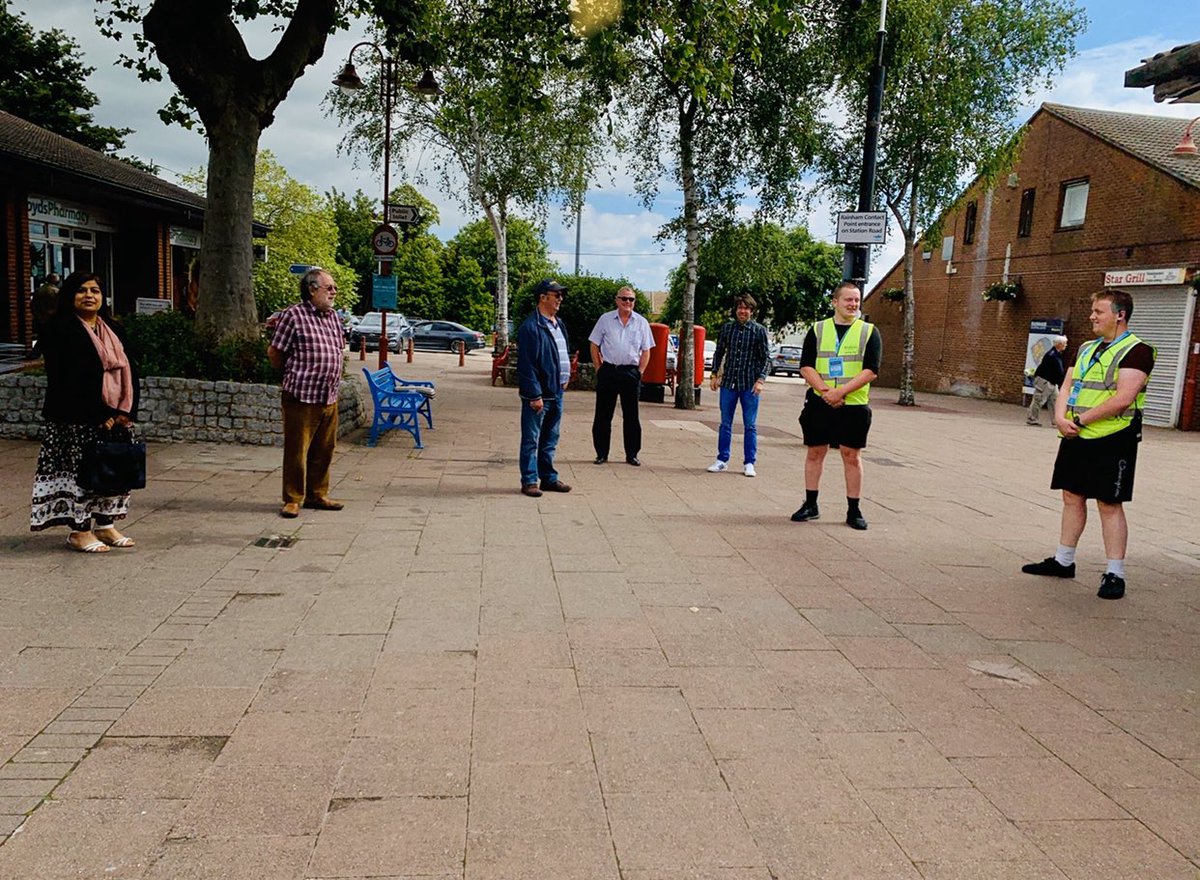 Back holding regular MP Street Surgery in Rainham meeting local residents with local Cllrs, Nusrat Ahmed, Roger Barrett, Gary Hackwell &amp; Barry Kemp. During my 10 years as the MP for Gillingham and Rainham always a pleasure holding street surgeries across constituency.