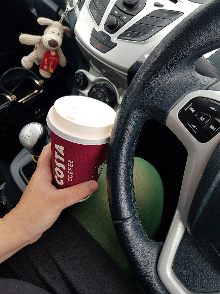 EmmaJCherry87's tweet image. @CostaCoffee #RubyHotChocolate I have missed this little treat! Channelling my inner witch with my @SnagTights too #HappySaturday