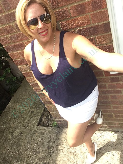 The sun is out for the weekend #whitemini #denim #mini #sunshine #superdry #whiteheels #heels https://t<a href="/tag/whitemini"class="tags">#whitemini</a><a href="/tag/denim"class="tags">#denim</a><a href="/tag/sunshine"class="tags"><span>#sunshine</span></a><a href="/tag/heels"class="tags"><span>#heels</span></a><a href="/tag/mini"class="tags"><span>#mini</span></a><a href="/tag/whiteheels"class="tags"><span>#whiteheels</span></a><a href="/tag/superdry"class="tags"><span>#superdry</span></a>