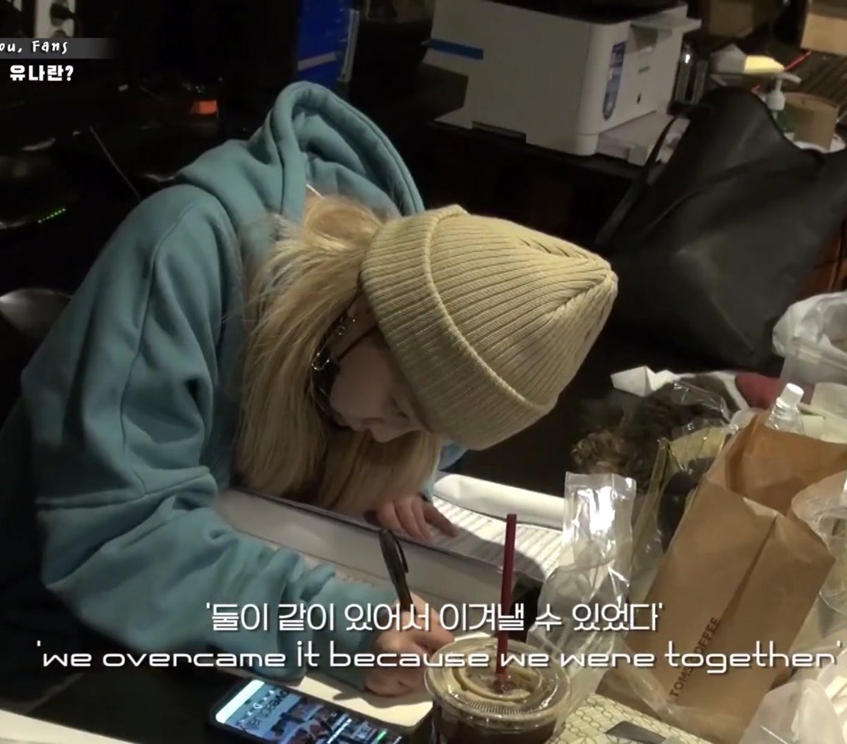 052318_'s tweet photo. I’m sorry but it’s really khan missing hours and I just want to post about them https://t.co/8yEs2dC7Ah
