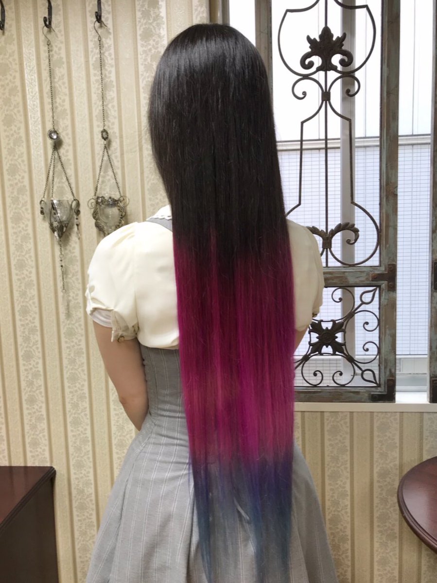 シャンテグラム Twitterren ヘアスタイル紹介 スーパーロングヘアーの毛先を中心にカラーリングさせていただきました ピンク 水色系のグラデーション ポニーテールアレンジでお仕上げいたしました シャンテグラム Twitterren ヘアスタイル紹介 スーパーロングヘアーの毛先を中心にカラーリングさせていただきました ピンク 水色系のグラデーション ポニーテールアレンジでお仕上げいたしました