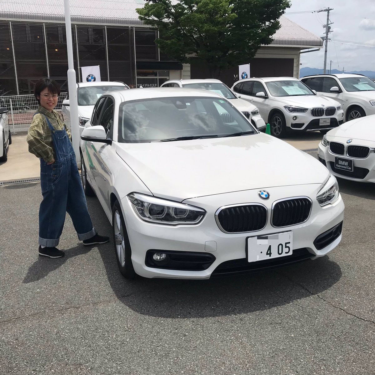 あつこ やっとbmw買いました 香取慎吾くんのcmがきっかけで車に興味を持ちました 買うって決めるまでbmwが外車って事も知らなかったくらい本当に無知でした 今日から駆け抜ける歓び体感してきます きっかけを作ってくれてありがとう Bmw 香取