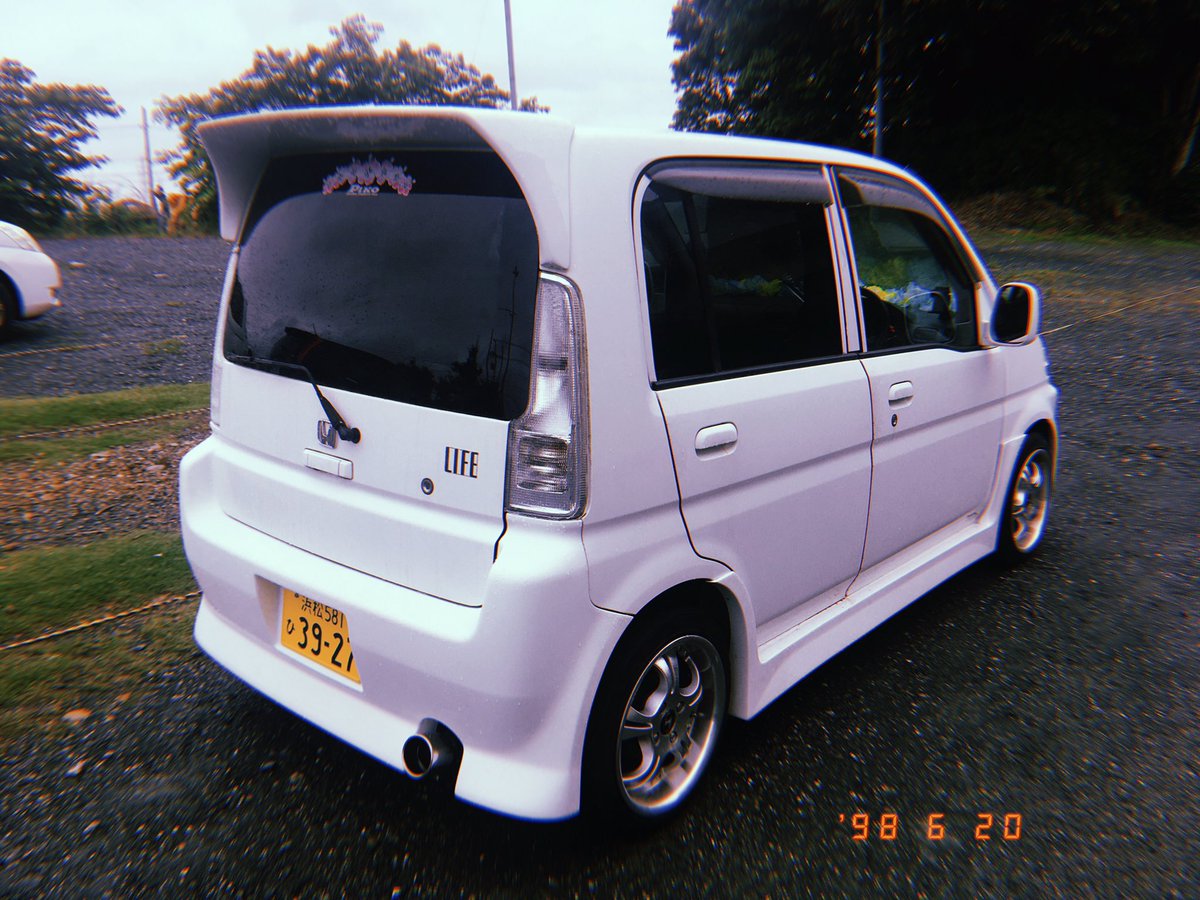 ちょべりぐ きんぐ ずっと作りたかったライフjb1 00年ギャル車仕様 遂に大まかに完成しました 快適通勤車 エアロ ホイール探したりすんの大変だった 主なベースが完成しただけであって これからドアパネル付けたり内装 車高とかも煮詰めていき