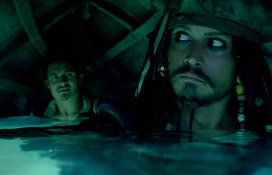 Elizabeth II Queen of zombie pirates tweet media
