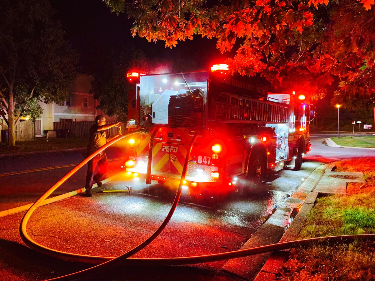 PGFDNews's tweet photo. (More) At least 3 residents displaced. @PGCountyOEM assisting. No injuries. https://t.co/u9Zg598Jf6