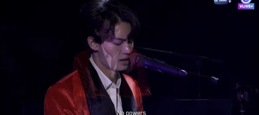 brightwinLAT's tweet photo. De rojo 😭

#GlobalLiveFMxBrightWin https://t.co/eqa9RnBsIf