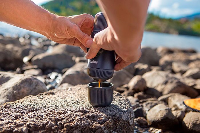 Probablemente todos recordaremos este verano como el verano "made in spain",  y puesto que no podremos viajar y conocer mundo, te traemos estos 8 básicos, para sobrevivir al periodo estival un poquito mejor que Tom Hanks en Náufrago, ¡toma nota!
😎bit.ly/8-recursos-ver…