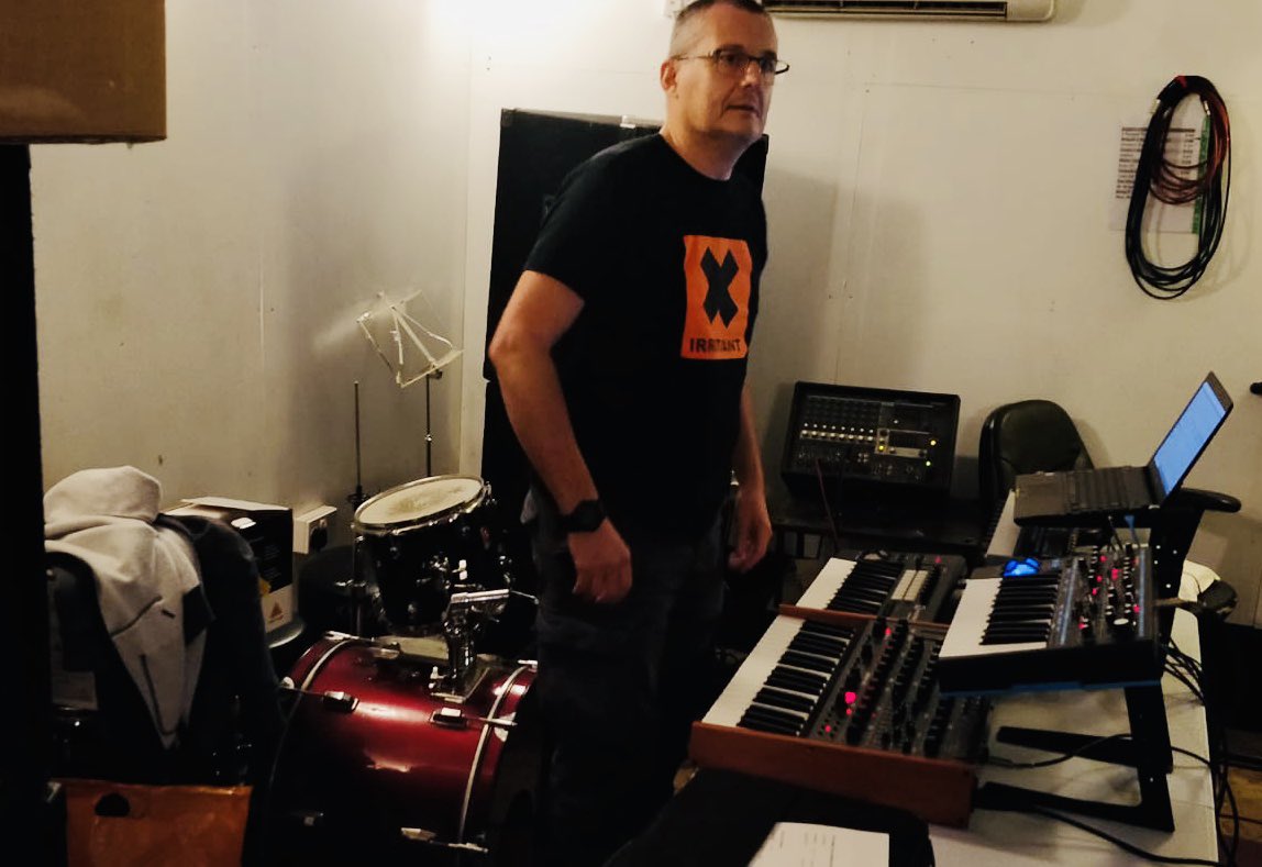BonaFideStudio's tweet photo. 2/2 You can accomplish more in a short amount of time when you have a focused objective.
Block book your #rehearsal with us and stay motivated. Our #practiseroom will allow you to focus and relax.
02088839641 https://t.co/bfWy8Bq9b3
