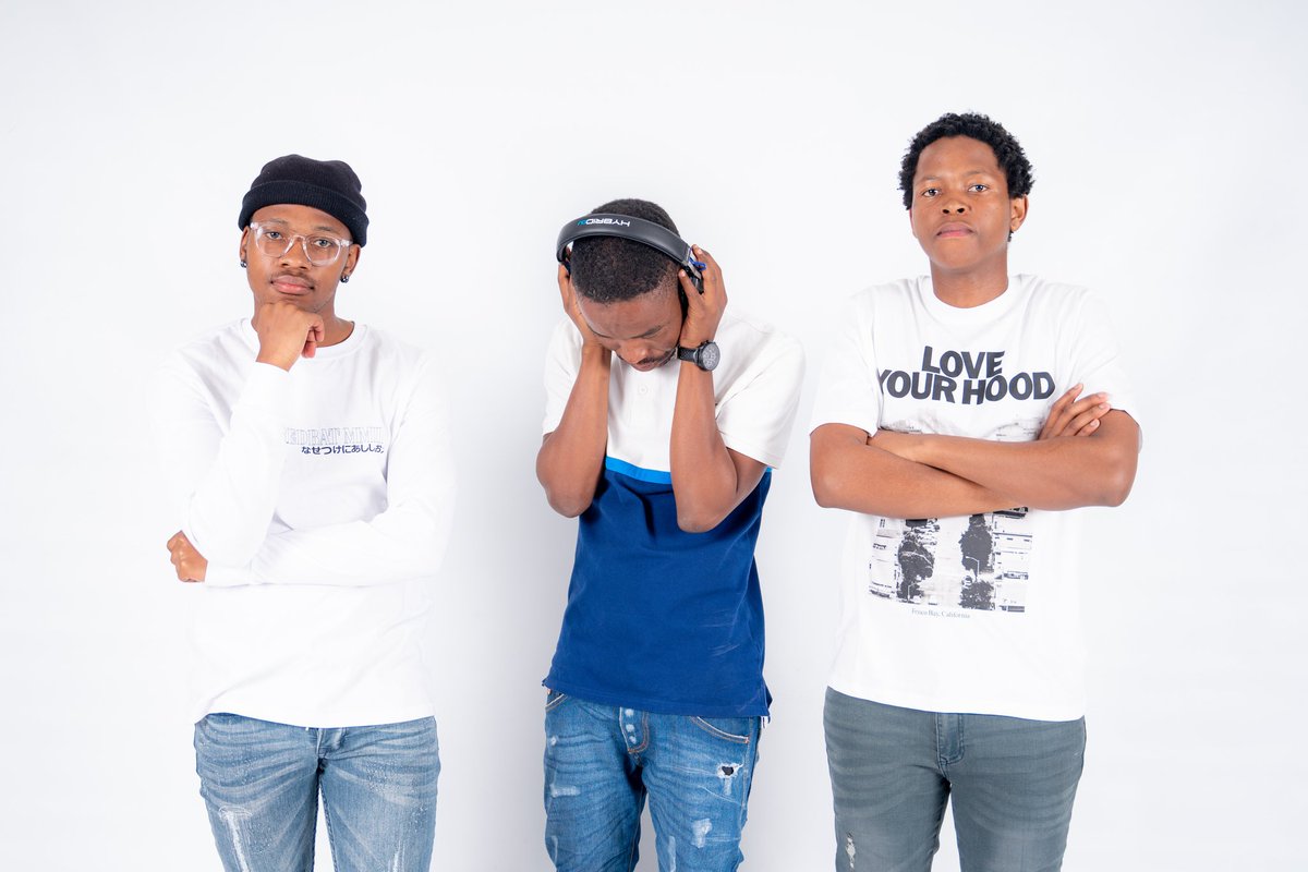 TsietsiRubbish's tweet photo. You boys made me to be the mentor I wish I had❤
Nothing pleases me than to see you striving to be better men, going after your dreams & changing the status core.
#TumeloHerchell & @PrinceAgainSA
#Neighbors #SameStreet ##JUNGLE #Hlalanikahle #MenTalkToBoys https://t.co/nUj52kYE8e
