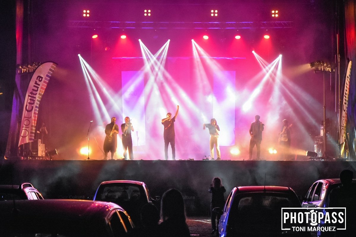 Ja hi tornem! Ara col·laborant amb Photopass.Cat
Tenim tantes ganes de gaudir dels concerts, q fins i tot un AUTOCONCERT confinat al cotxe és un gran concert
<a href="/olotcultura/">Olot Cultura</a> oferia ahir el primer concert del cicle Encontres en la 2a fase amb <a href="/Kozamamusic/">Kozama</a> i <a href="/relatofficial/">Eric Belohnusa</a>
