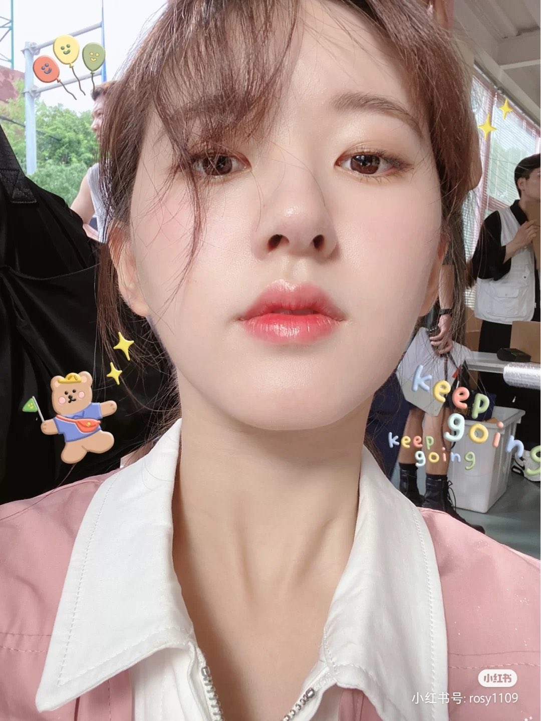 zhao lusi updates 赵露思on X: 200620 zhaolusi 赵露思— © 赵露思|小红书RED update ↬  “recently, its been getting more confusing taking photos 🎵 right now  t.coirydGgUY36  X