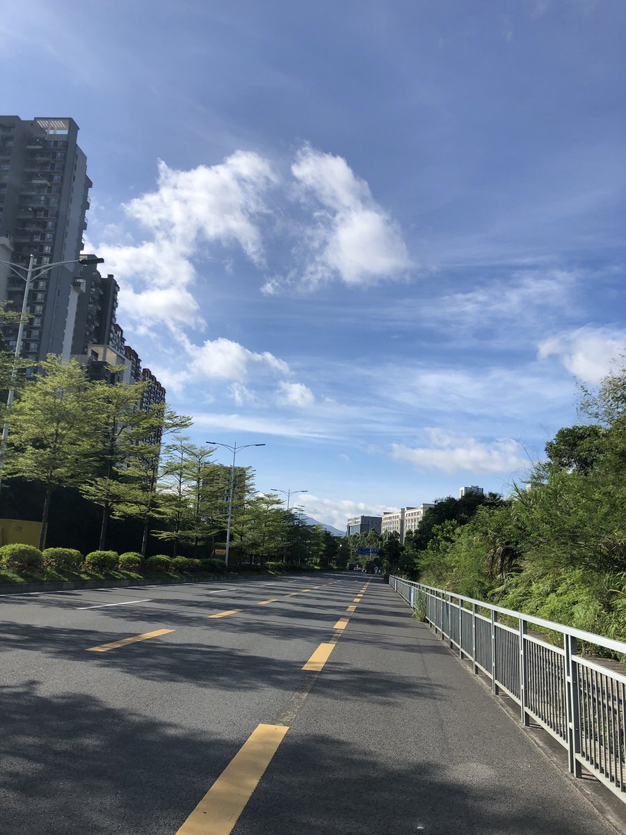 Nice weather, Today Shenzhen PM2.5 is 30.