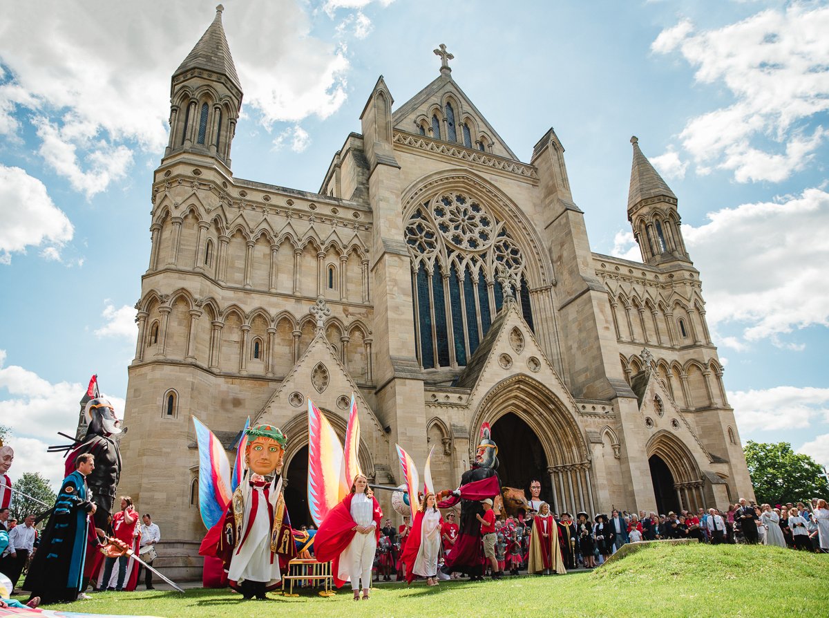 StAlbansCath's tweet photo. Every year, on the closest weekend to St Alban's Day (22 June), we would gather together in a large procession and re-enact the story of Alban.
Find out ways you can still celebrate this #AlbanWeekend ➡️ https://t.co/RLMmP5hXj1
📸 Emma Collins Photography https://t.co/0LbdnDRStG