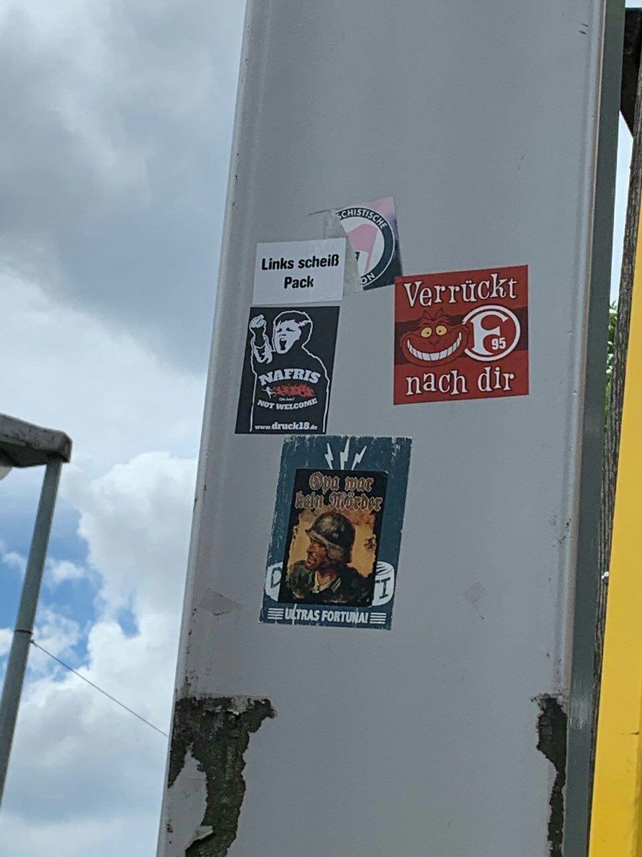 taltalim_tali's tweet photo. In #Düsseldorf-Flingern sind in den letzen Tagen eine Menge Nazi-Sticker aufgetaucht. Haltet die Augen auf!

Es werden btw gezielt Sticker von Dissidenti überklebt

[Verbreitung für @femme_catale; der acc ist zZt hinter Schloss] https://t.co/rF7v1dklaI