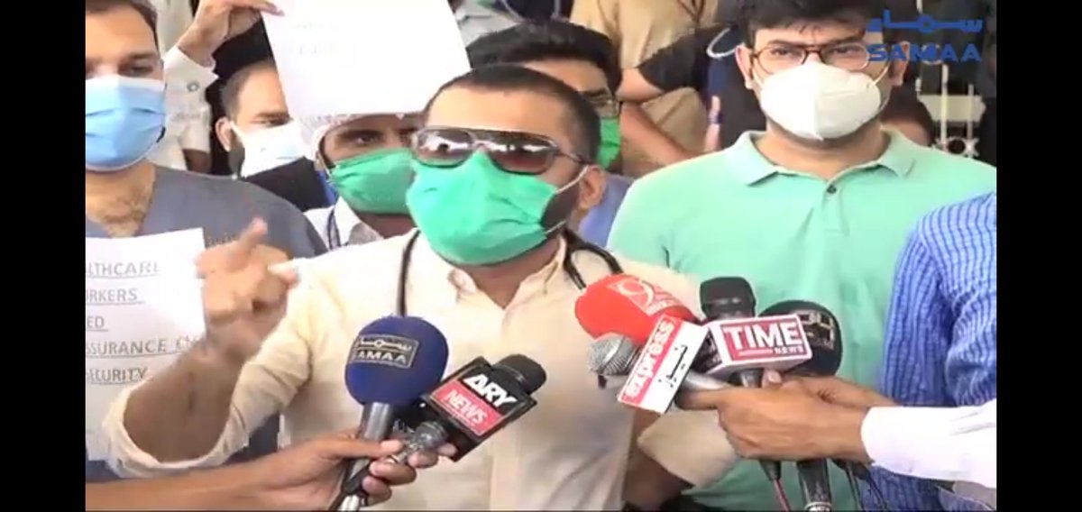 DrNASheikh's tweet photo. Protest and Media Breifing about violence against Drs on #SamaaTV
#StopKillingDoctors #drNAS #KillCovidnotdrs https://t.co/mm6fwy3cER