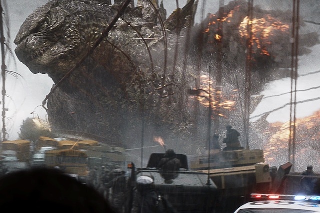 Godzilla ムートーとかいうオリジナル怪獣に時間割きすぎて映画館でイライラした思い出 体表の色味が黒だからゴジラとカブるし 画面暗くてよく見えなかったし ツイレポ