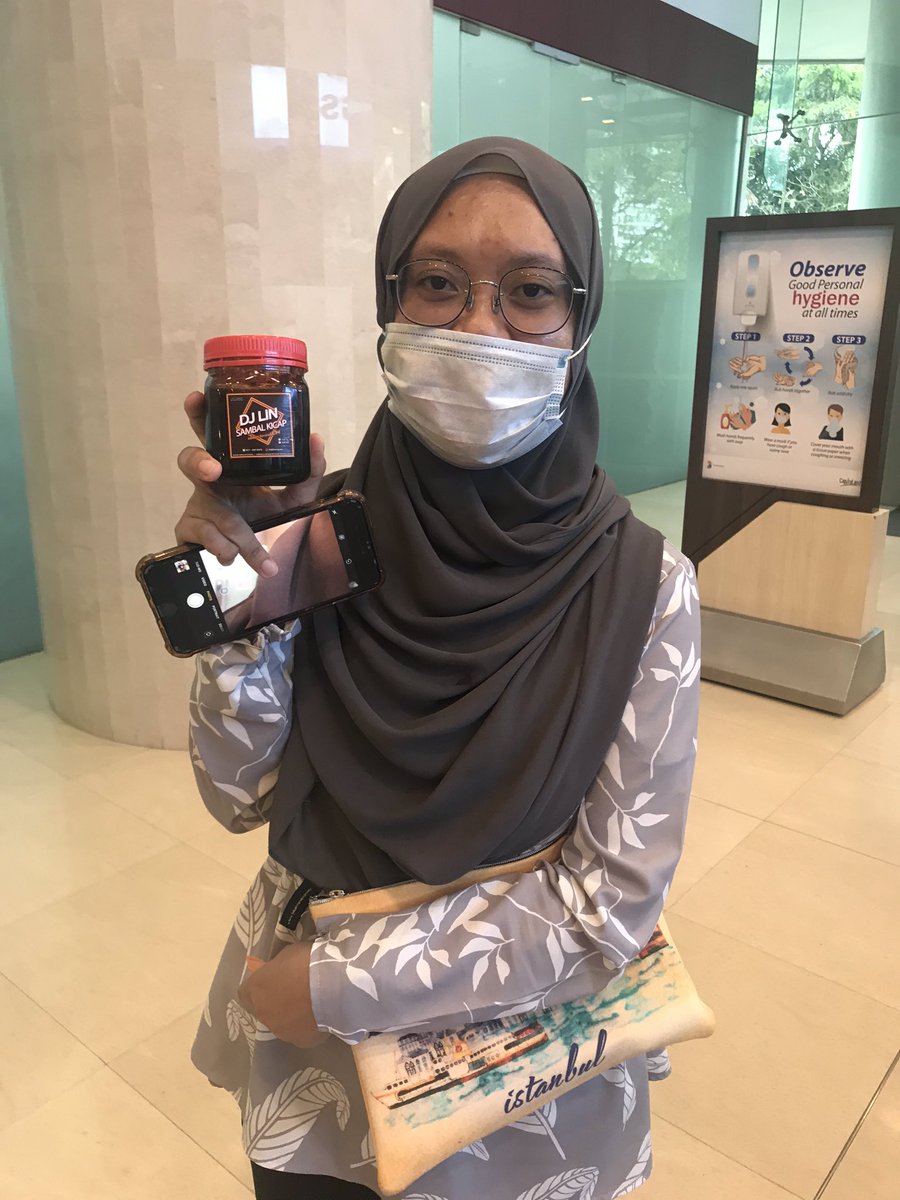 djlinsuriacinta's tweet image. Terimakasih banyak buat yg dah pun dapatkan #sambalkicap hasil air tangan #djlin 😘✌️Anda bila lagi🤩DM LIN atau hubungi @fRauzann di 017-2470473🌹tq❤️ #sambalkicapjohor #djlinberniaga #djlinjualsambalkicap