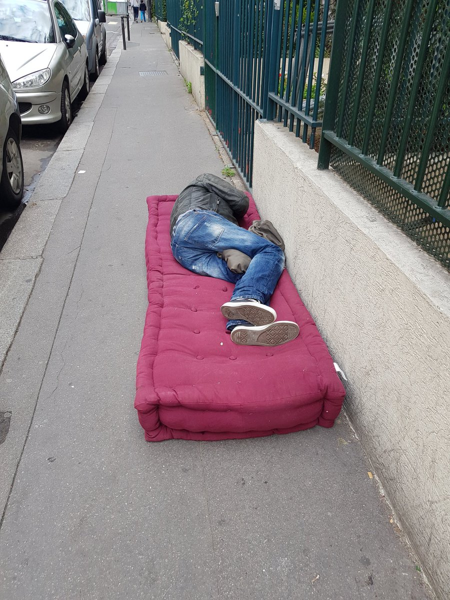 geometre18's tweet photo. Voilà donc le visage de #Paris18 
A quel moment peut on espérer un changement?
@Anne_Hidalgo @EricLejoindre https://t.co/bCvq7AmMYQ