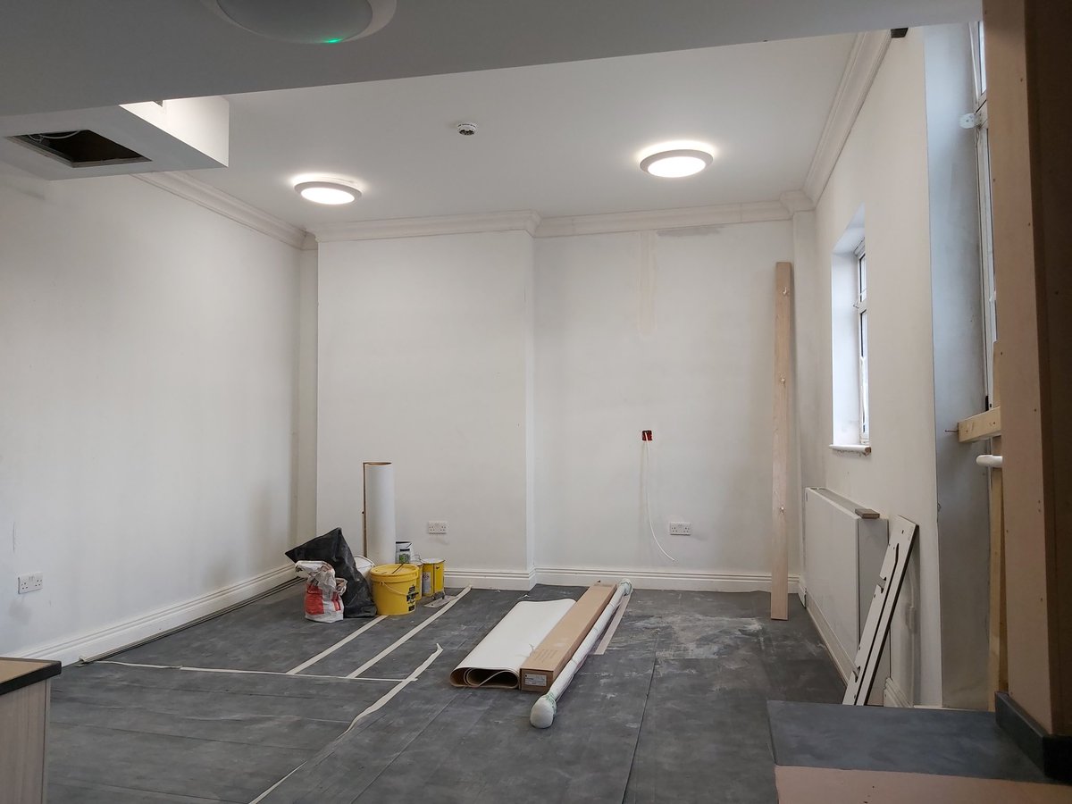 MGNDrywall's tweet photo. 1,200m2 of @britishgypsum ThistlePro DuraFinish plaster at Linden House working with Diamond Build PLC. The scheme is a 4-flat supported living unit for @haringeycouncil.

#Plastering #BritishGypsum #MGNDrywall #DuraFinish #Drylining #Drywall #Plaster
https://t.co/cy8LDjI3Kz https://t.co/RLqcgFeIRP