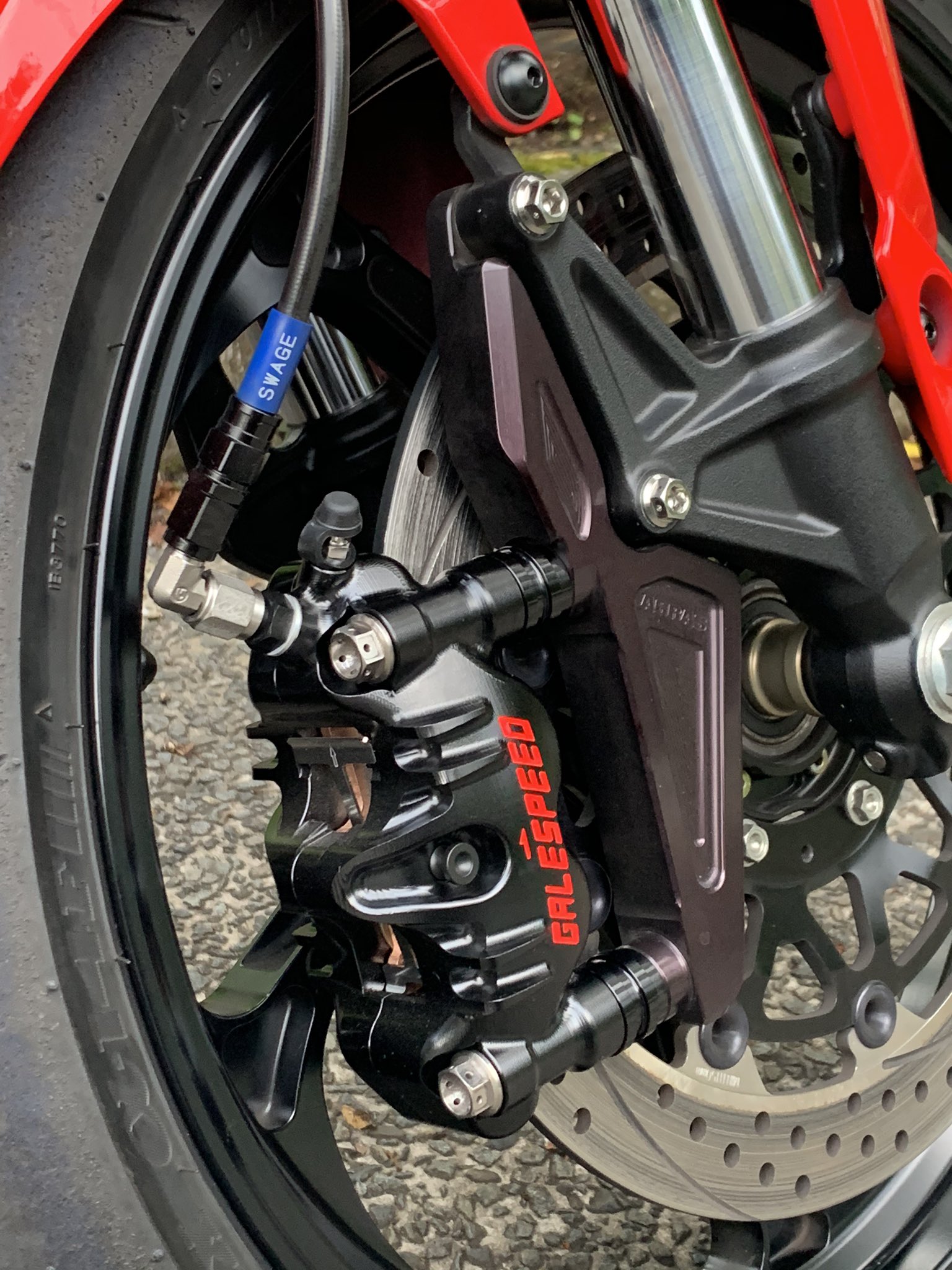 GALESPEED エラボレートフロント4Pキャリパー 左 ラジアル100mm