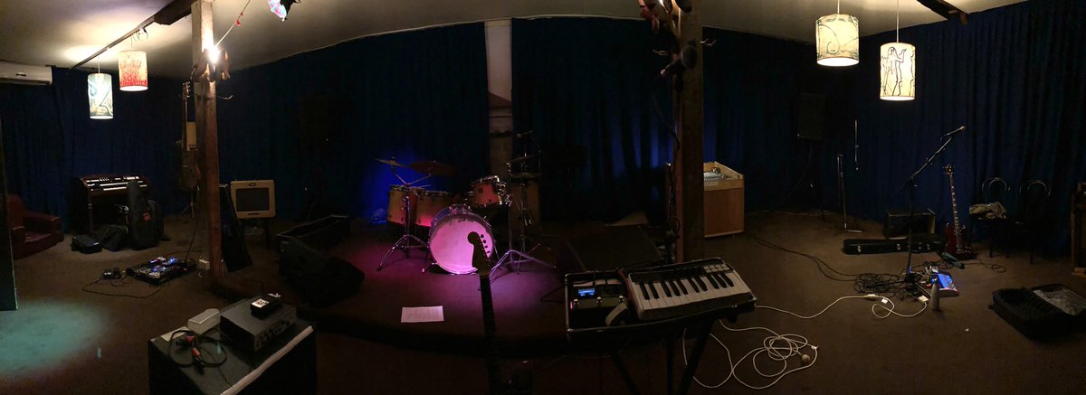 hiddencurrents_'s tweet image. First quarter break...
#bakehouse #rehearsal #richmond #melbourne #singer #songwriter #indierock #hiddencurrents #hiddencurrentsband
