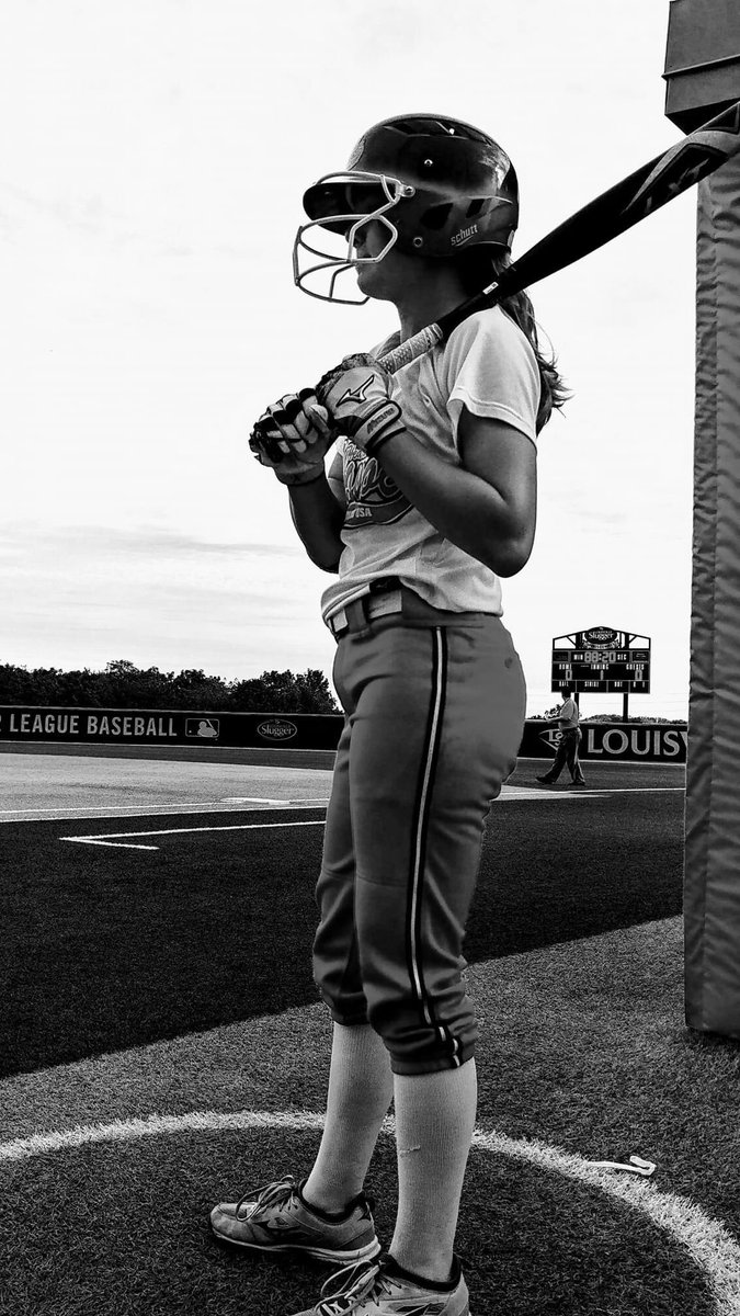 GoHavoc05's tweet photo. Happy 15th  Birthday to our very own @GoHavoc05 OG “One Pup” @01_RossBren - Have a great day on the ball diamond! #havocpower #ladymaroon #onepup #makeawish  #ninjaforlife https://t.co/dtuMIwWRwH