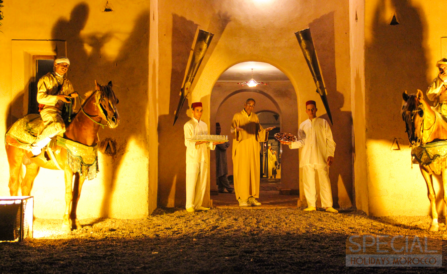 SMorocco's tweet photo. The ritual hospitality is deepen in Morocco #moroccotravel #moroccotrip #moroccovacations #moroccostyle #moroccolife #moroccophotography #moroccotours #moroccotourism #moroccotour #moroccoplaces #moroccotravels #desert 
https://t.co/NhvhgZxhUm https://t.co/ryPNRcGytm