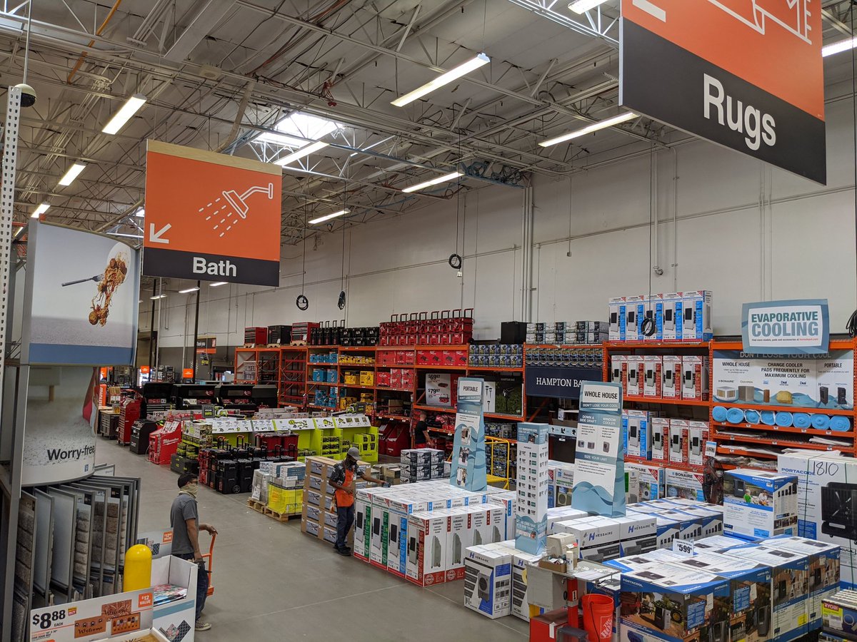 I'm very proud of my team's execution of the tool days set. It was sure a blast getting creative and having fun with merchandising. Thanks for all your hard work team! #straightoutta470 #d66proud <a href="/zeeepee/">Zinnia Padilla</a> <a href="/D66Celest/">Sheldon Celestine 🇹🇹🇺🇸</a>