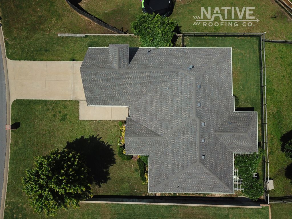 NativeRoofing's tweet photo. We upgraded this customer to a 50-Year Warranty Atlas Pinnacle Pristine Roofing System after calling us due to her roof leaking. We guided her the thru the process &amp; insurance paid 100% of the cost! Contact us today if you think your roof needs a free inspection!

#roofing #tulsa https://t.co/0bBGDa1hJc