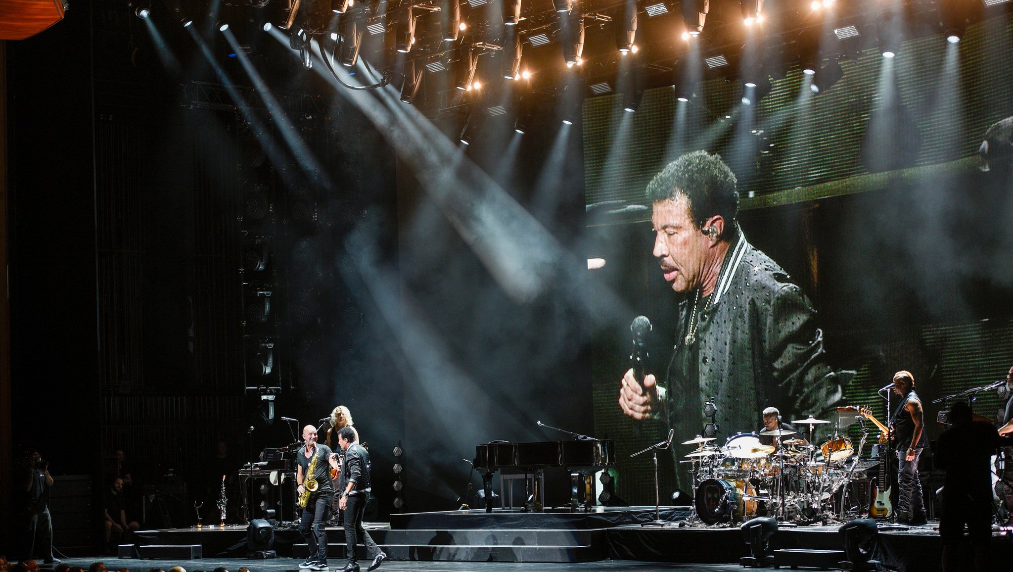 Happy Birthday to artist Lionel Richie! 

Photo from 2019 Filene Center performance. 