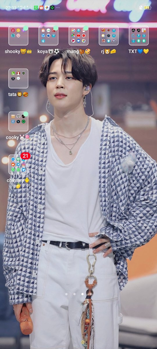 °krystal⁷₊✜˚. tweet media