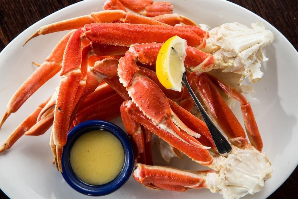 FordsFish's tweet photo. Need last minute #FathersDay plans? Weโve got you covered! Order a Fordโs Family Meal for Dad here: https://t.co/6AsZ2b6HFV. Order by 5 pm today and pickup tomorrow! #fordsfishshack #FathersDayGifts https://t.co/mSFcorpG2b