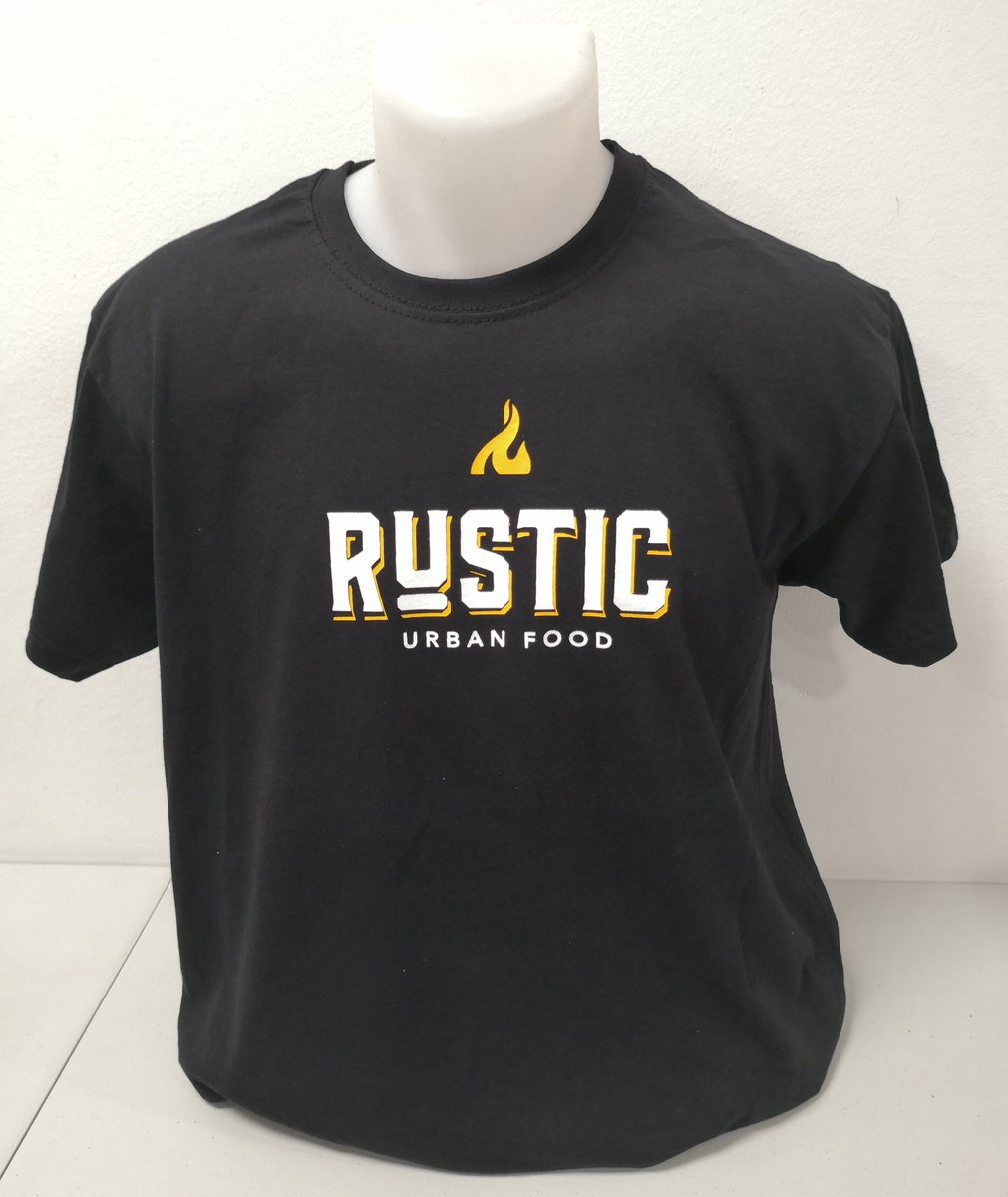 play2015sl's tweet photo. Els amics de @RusticUrbanFood ja tenen les seves noves samarretes!
#rustic #rusticesplugues 
🍔🍟🥗🥟🥧🍷🍺 https://t.co/cTqC4B8ANQ