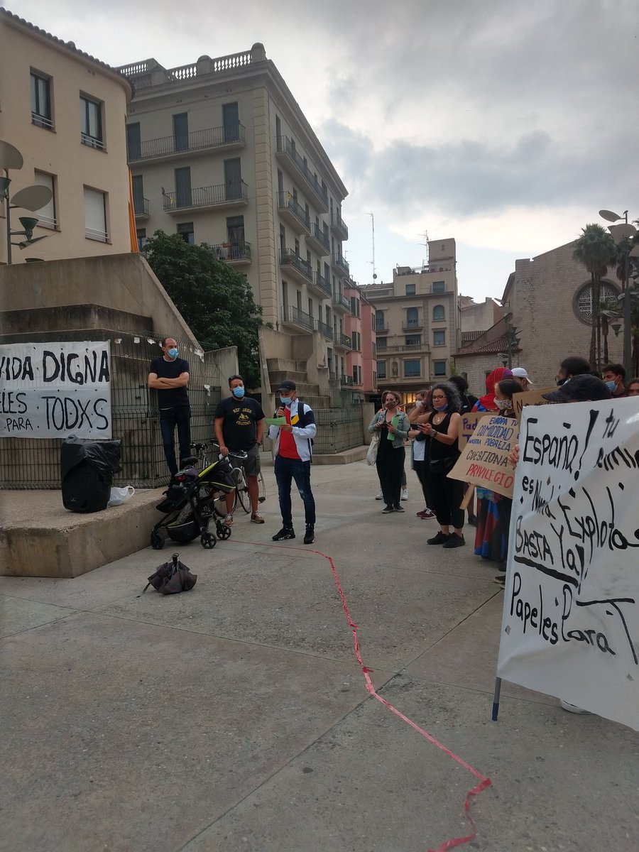 EAntiracista's tweet image. #RegularitzacioXTotes #RegularizacionYa 
#Girona