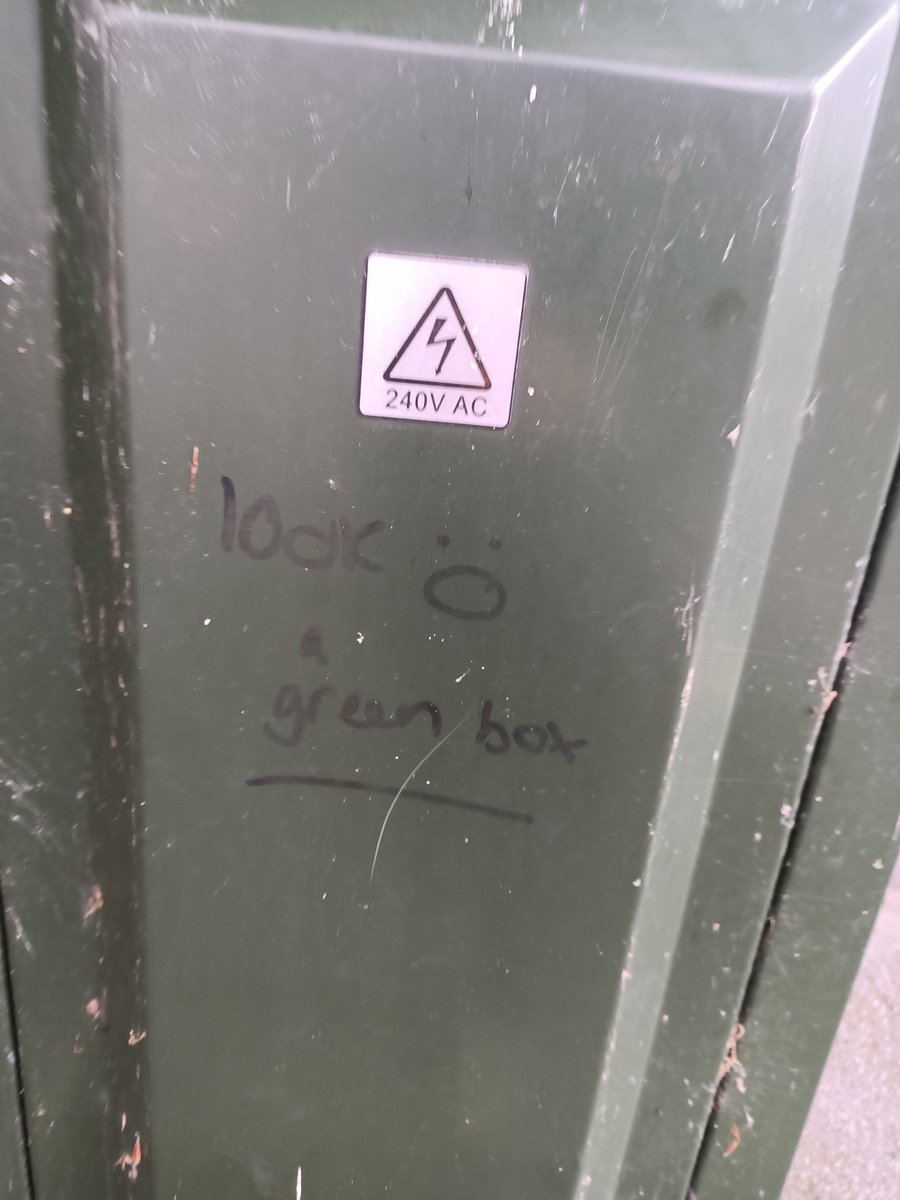 ShaunFarrelly's tweet photo. "Look, a green box ๐ฏ"
#Graffiti #Random #RandomGraffiti #Green #Box #Oldham #Joinin https://t.co/cdUK3Q0Qp4