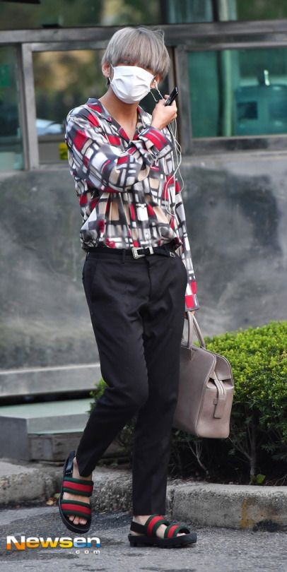 ⊹♡✧ taehyung airport fashion; a thread ✧♡⊹