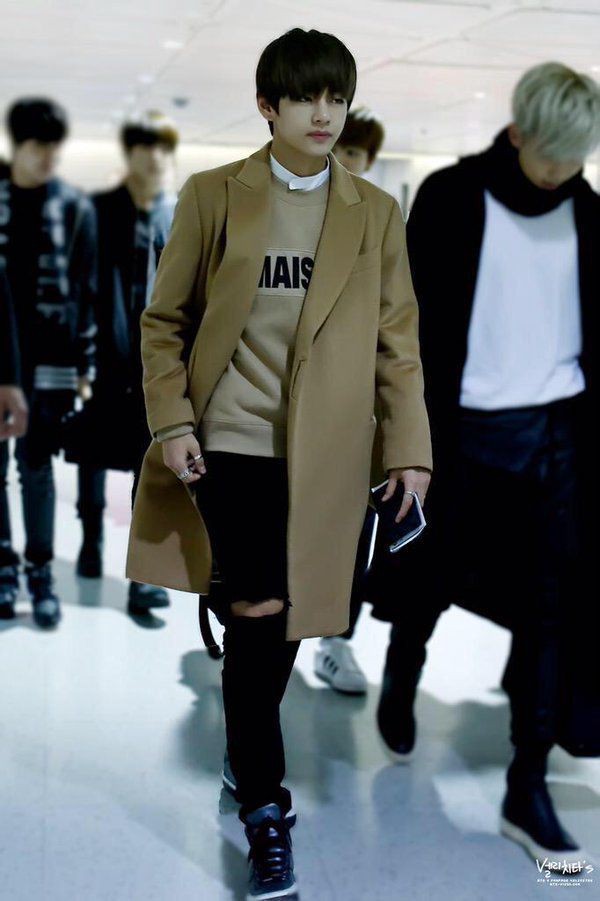 ⊹♡✧ taehyung airport fashion; a thread ✧♡⊹